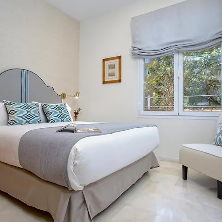 Genteel Carlos V Apartment *